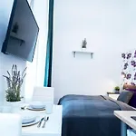 Modern Intimate In The Center * Budapest
