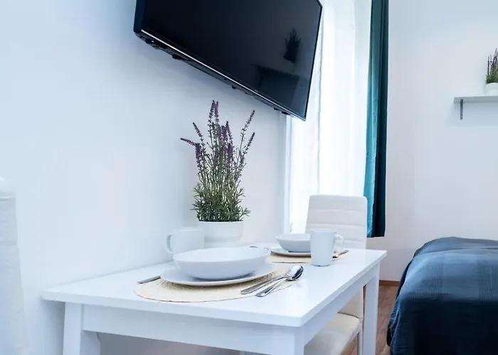 Modern Intimate In The Center * بودابست