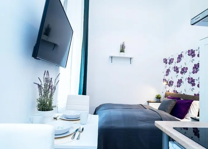 Modern Intimate In The Center * بودابست